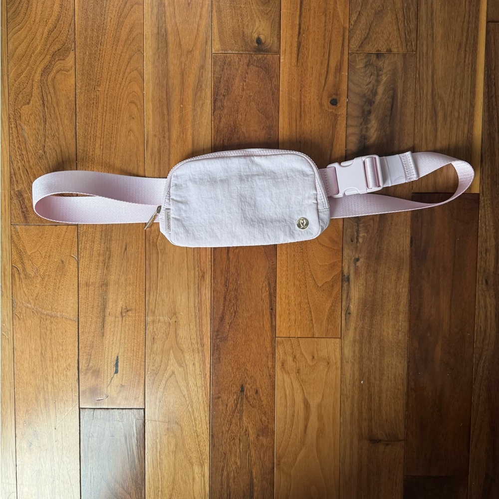lululemon athletica Light Pink Crossbody Belt Bag